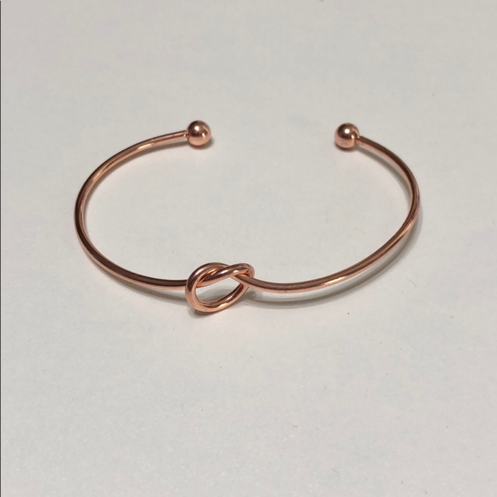 Rose Gold Love Me Knot Bracelet!!